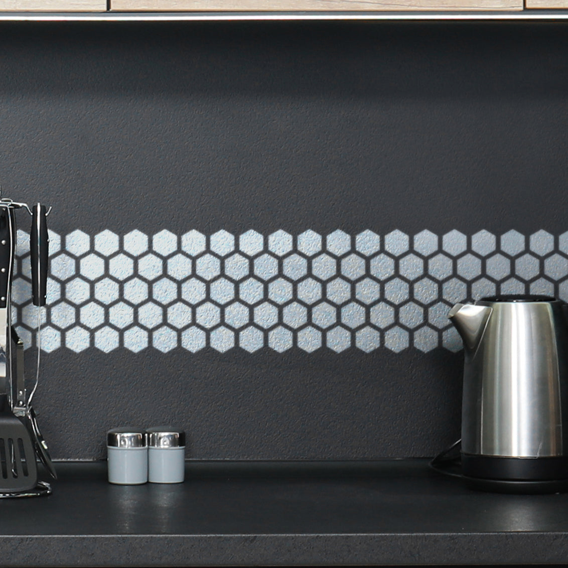 CraftStar Honeycomb Border Stencil
