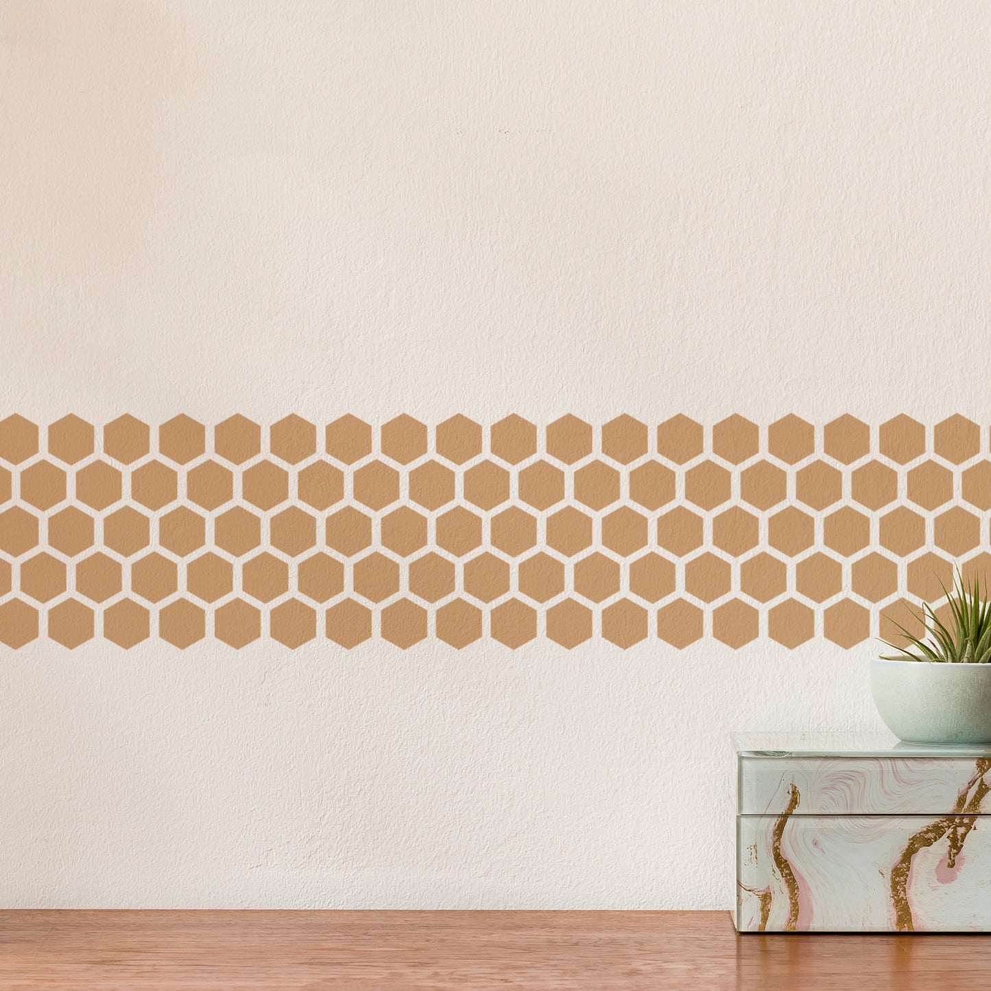 CraftStar Honeycomb Border Stencil