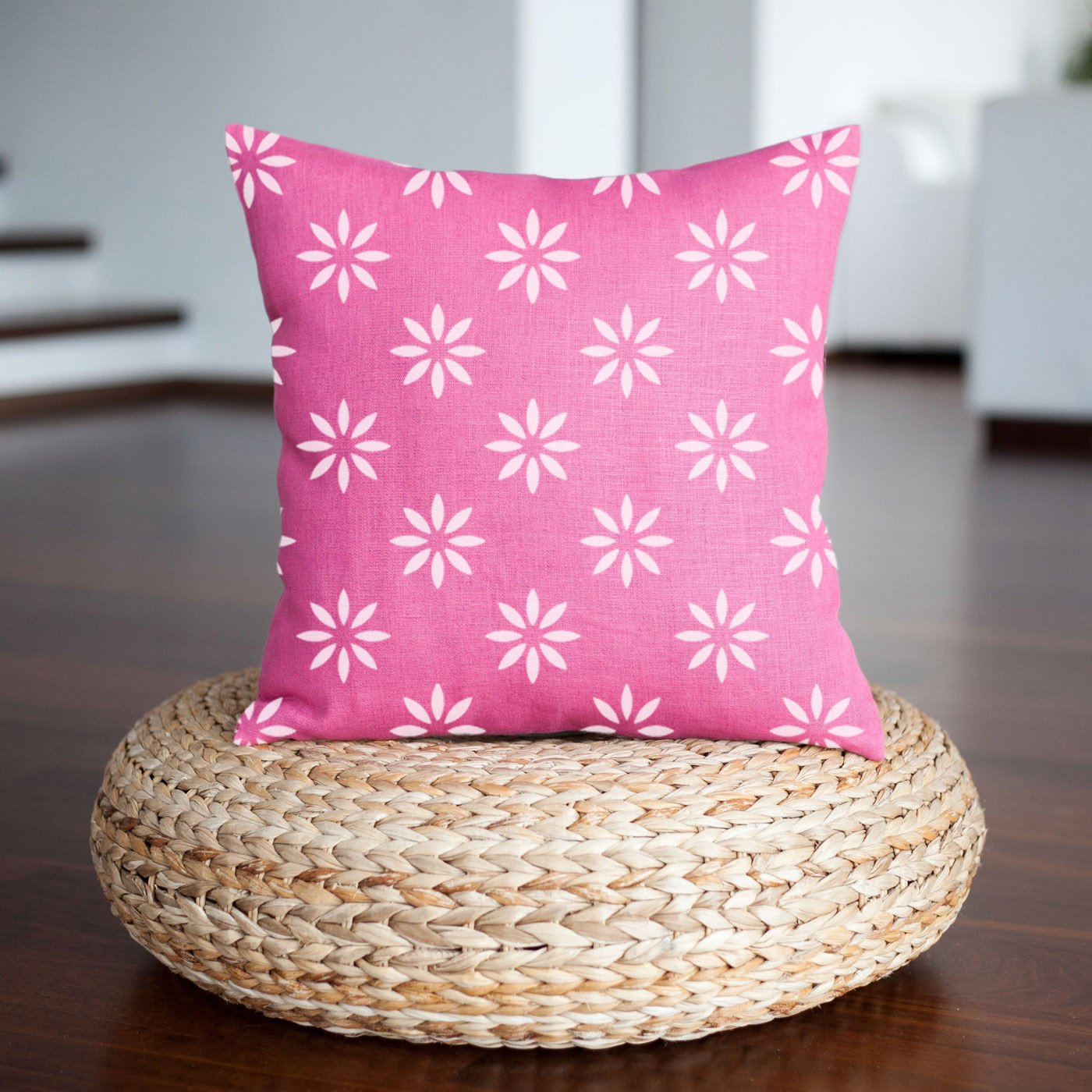 CraftStar 5 cm Flower Pattern Wall Stencil on fabric