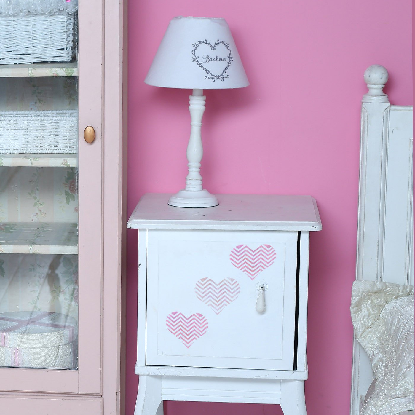 CraftStar Zig Zag Pattern Heart Stencil on wood