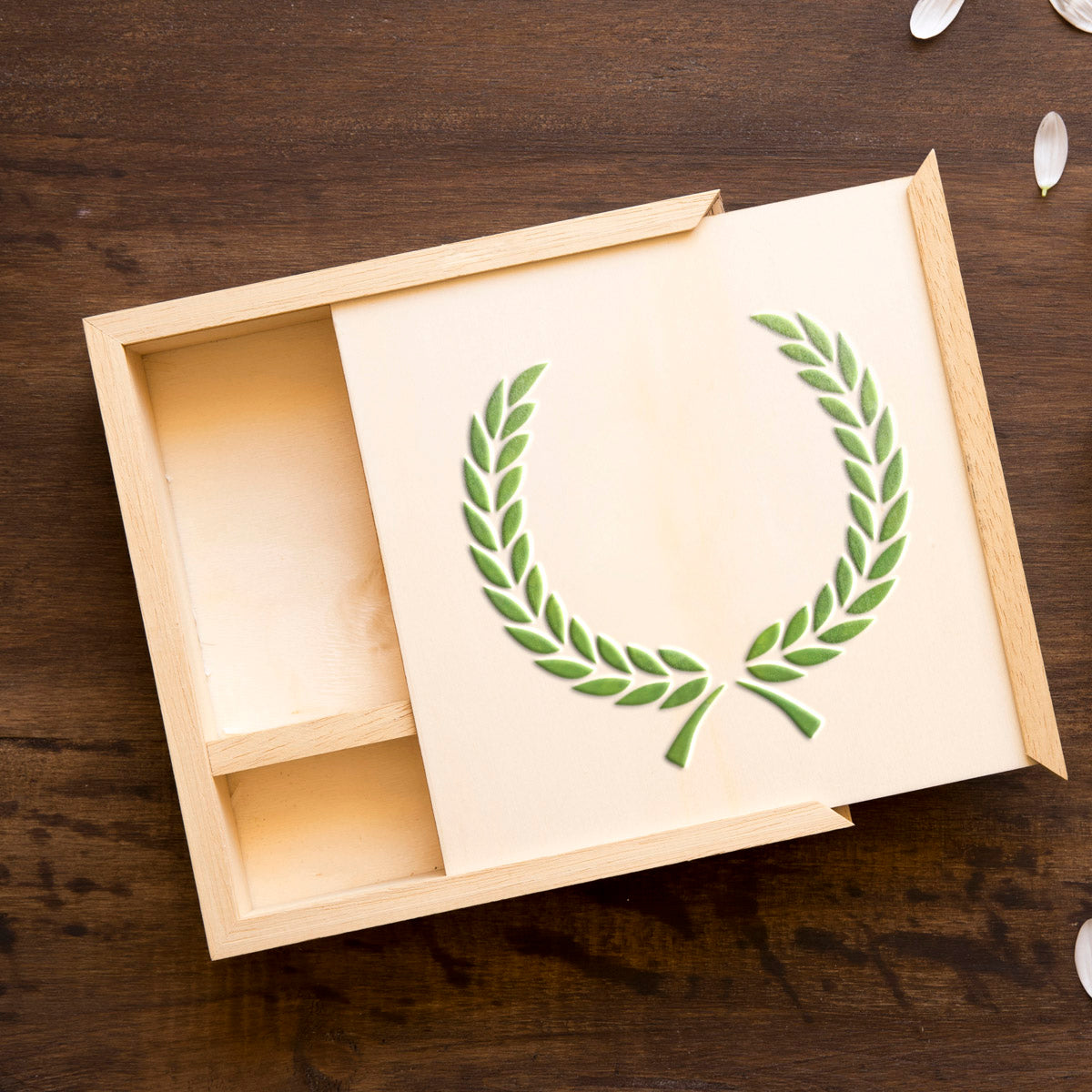 CraftStar Laurel Wreath Stencil Seton Wooden Box