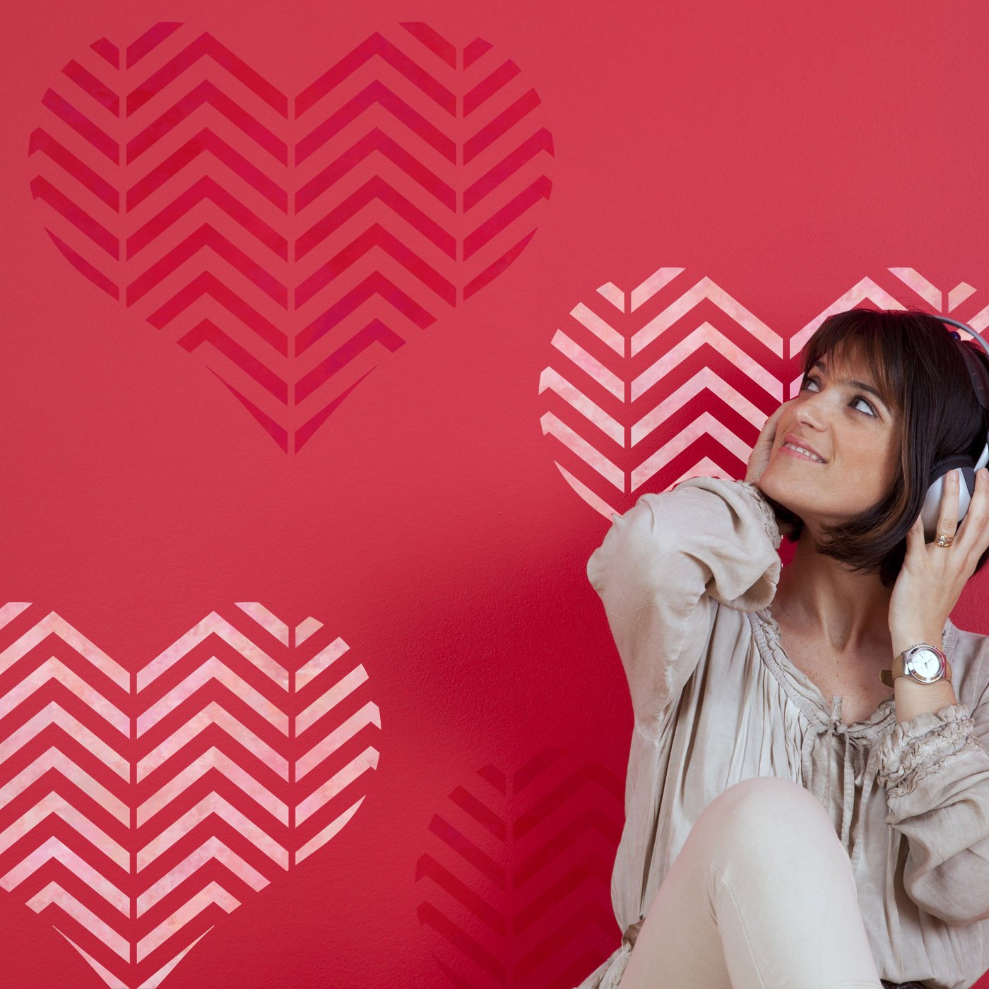 Large CraftStar Zig Zag Pattern Heart Stencil on Wall