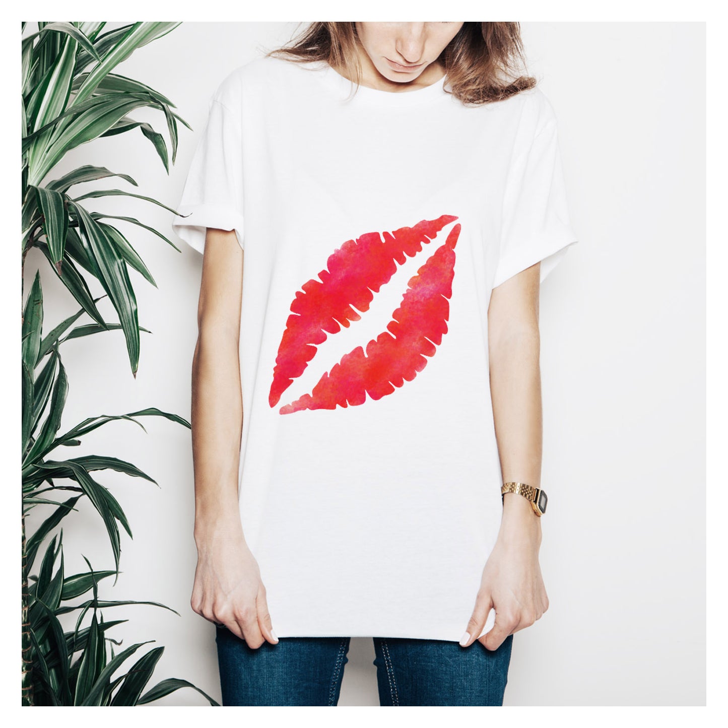 Lip Print Stencil on White T-Shirt - CraftStar Stencils