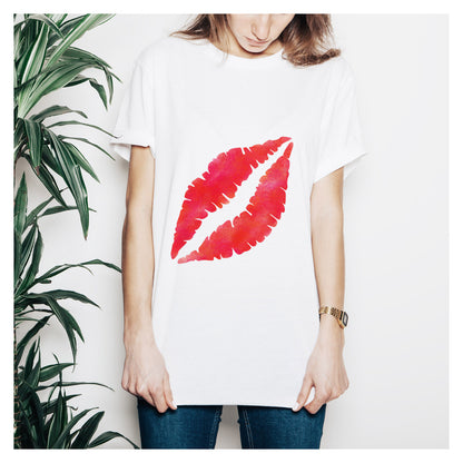 Lip Print Stencil on White T-Shirt - CraftStar Stencils